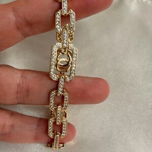 Elegant Gold and Silver Link Bracelet